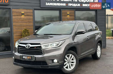 Позашляховик / Кросовер Toyota Highlander 2016 в Шептицькому