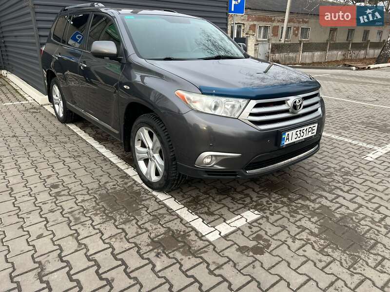 Toyota Highlander 2011