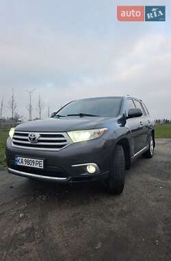 Позашляховик / Кросовер Toyota Highlander 2012 в Києві