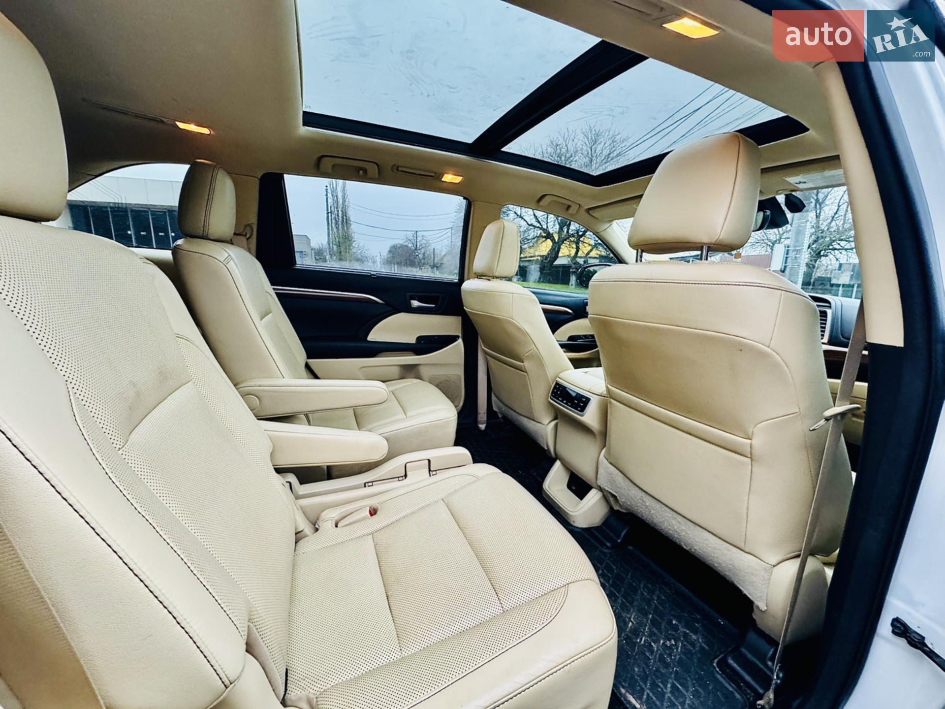 2017 Toyota Highlander - мініатюра 15