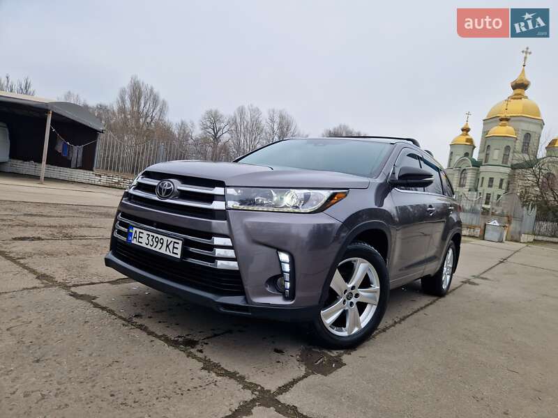 Toyota Highlander 2017