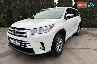 Внедорожник / Кроссовер Toyota Highlander 2016 в Тернополе