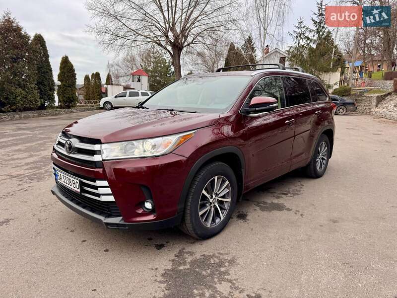 Внедорожник / Кроссовер Toyota Highlander 2018 в Кропивницком фото 14 Внедорожник / Кроссовер Toyota Highlander 2018 в Кропивницком