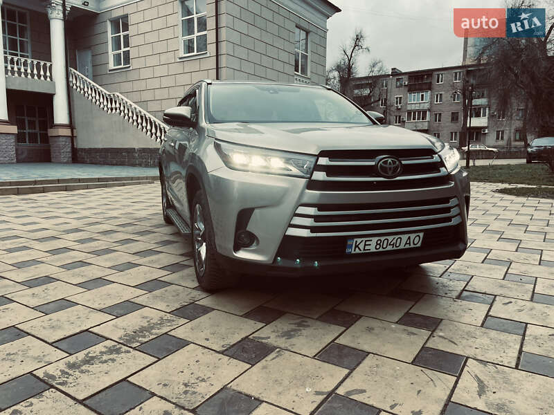 Внедорожник / Кроссовер Toyota Highlander 2015 в Кривом Роге фото 3 Внедорожник / Кроссовер Toyota Highlander 2015 в Кривом Роге
