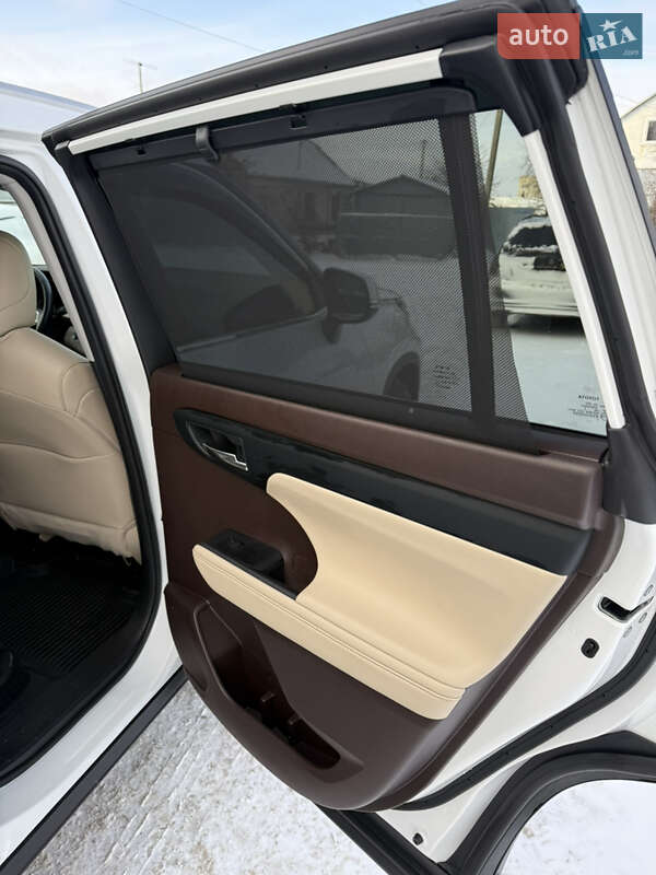 Внедорожник / Кроссовер Toyota Highlander 2022 в Фастове