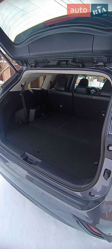 Внедорожник / Кроссовер Toyota Highlander 2021 в Киеве