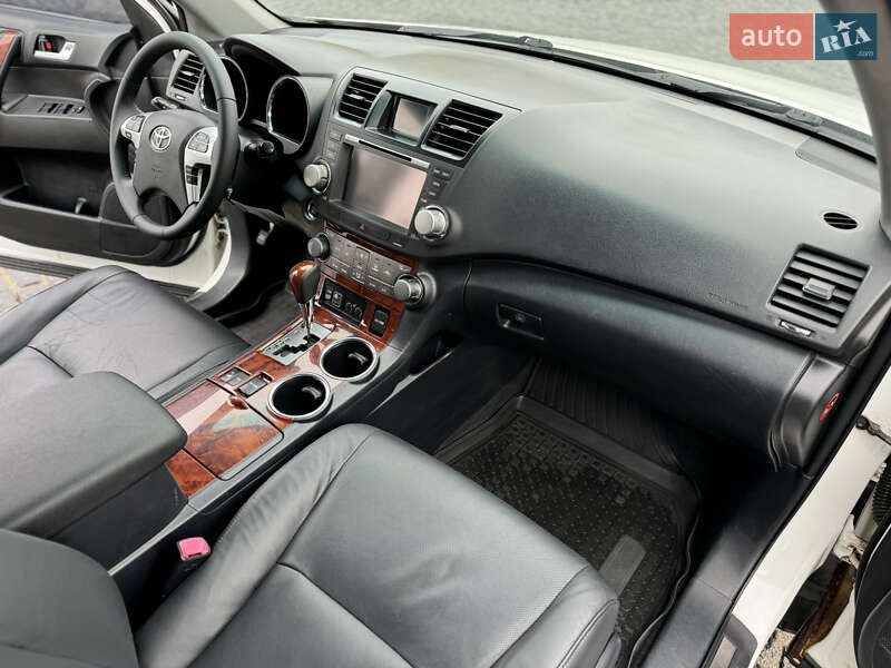 Позашляховик / Кросовер Toyota Highlander 2012 в Харкові