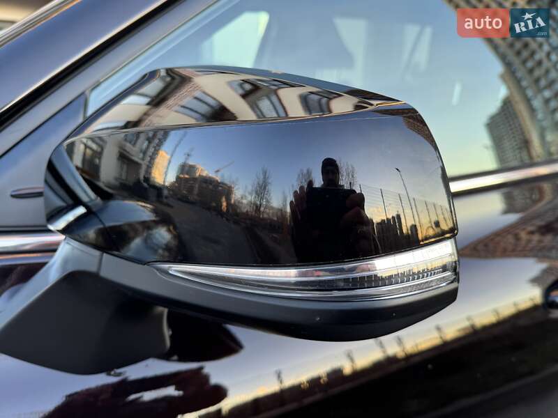 Внедорожник / Кроссовер Toyota Highlander 2020 в Киеве