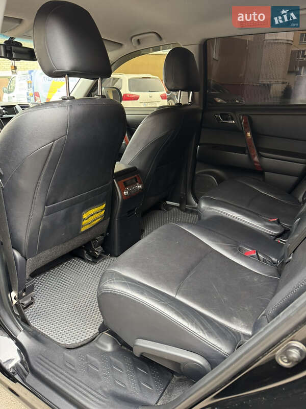 Внедорожник / Кроссовер Toyota Highlander 2013 в Тернополе