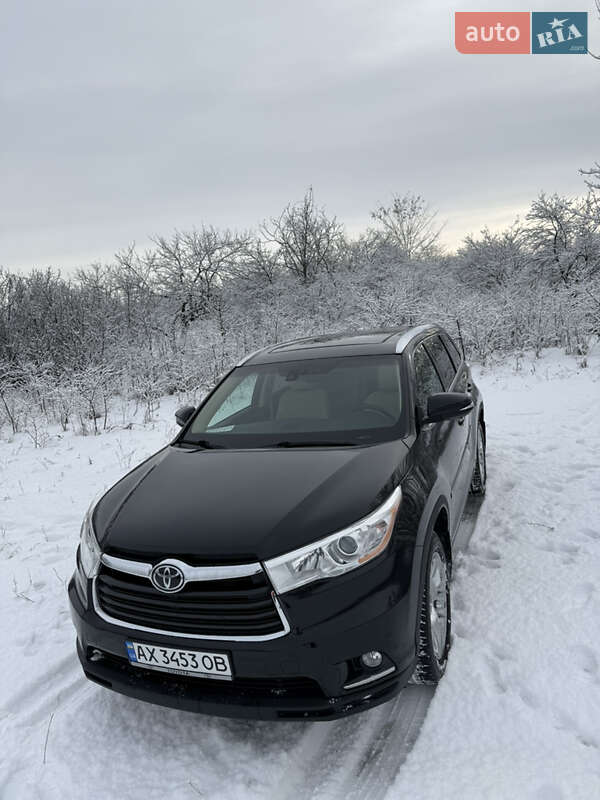 Внедорожник / Кроссовер Toyota Highlander 2015 в Харькове фото 3 Внедорожник / Кроссовер Toyota Highlander 2015 в Харькове