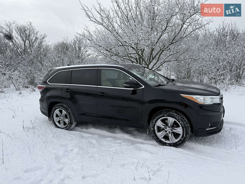 Внедорожник / Кроссовер Toyota Highlander 2015 в Харькове фото 5 Внедорожник / Кроссовер Toyota Highlander 2015 в Харькове
