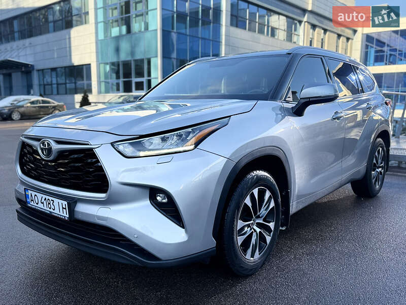 Toyota Highlander 2020