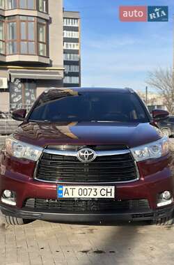 Внедорожник / Кроссовер Toyota Highlander 2014 в Калуше