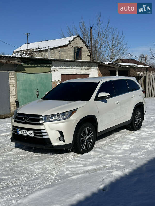 Внедорожник / Кроссовер Toyota Highlander 2019 в Харькове фото 5 Внедорожник / Кроссовер Toyota Highlander 2019 в Харькове
