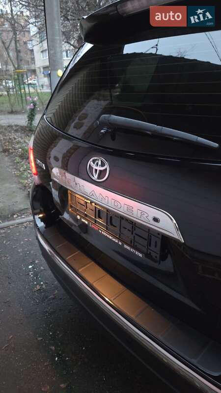 Внедорожник / Кроссовер Toyota Highlander 2013 в Харькове