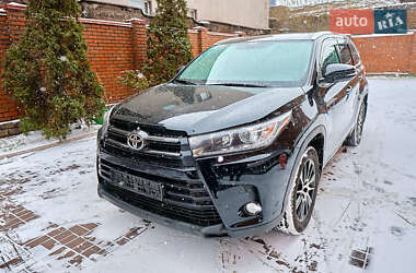 Позашляховик / Кросовер Toyota Highlander 2019 в Дніпрі