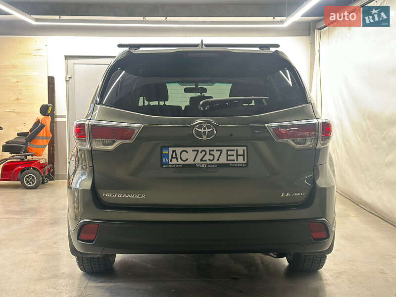 Внедорожник / Кроссовер Toyota Highlander 2014 в Луцке фото 5 Внедорожник / Кроссовер Toyota Highlander 2014 в Луцке
