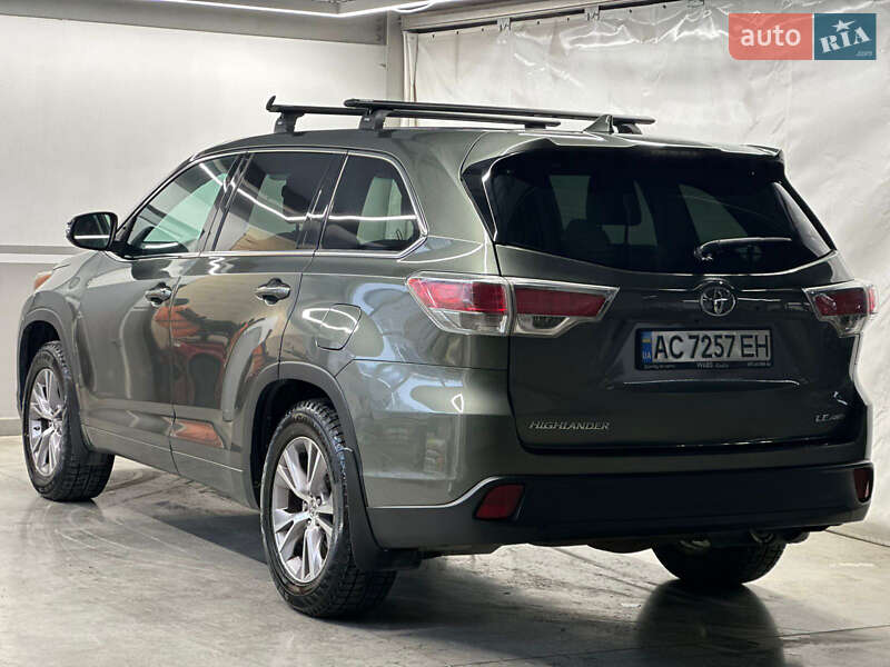 Внедорожник / Кроссовер Toyota Highlander 2014 в Луцке фото 9 Внедорожник / Кроссовер Toyota Highlander 2014 в Луцке