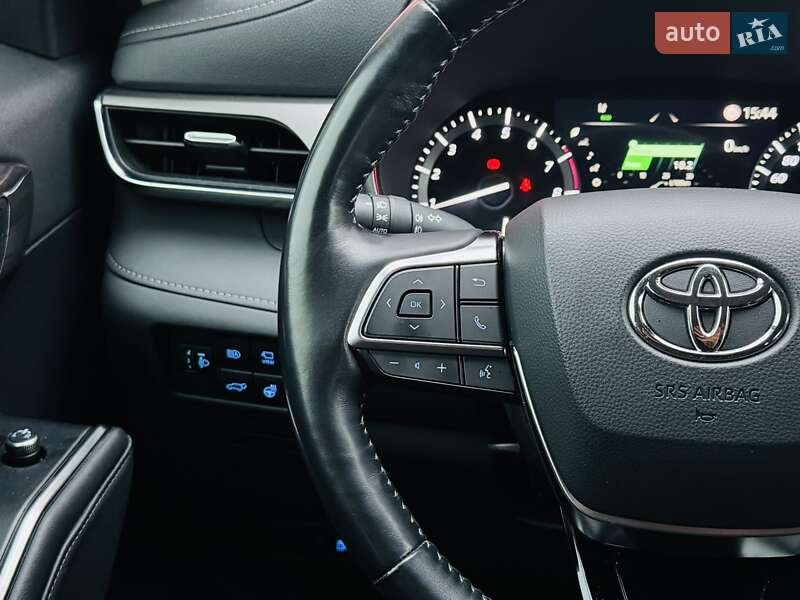 Позашляховик / Кросовер Toyota Highlander 2021 в Тернополі