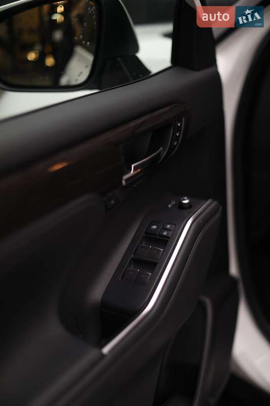 Внедорожник / Кроссовер Toyota Highlander 2022 в Тячеве