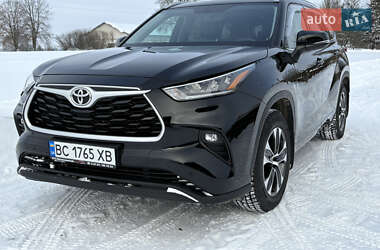 Внедорожник / Кроссовер Toyota Highlander 2020 в Луцке