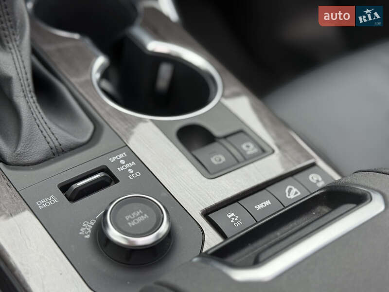 Внедорожник / Кроссовер Toyota Highlander 2021 в Самборе