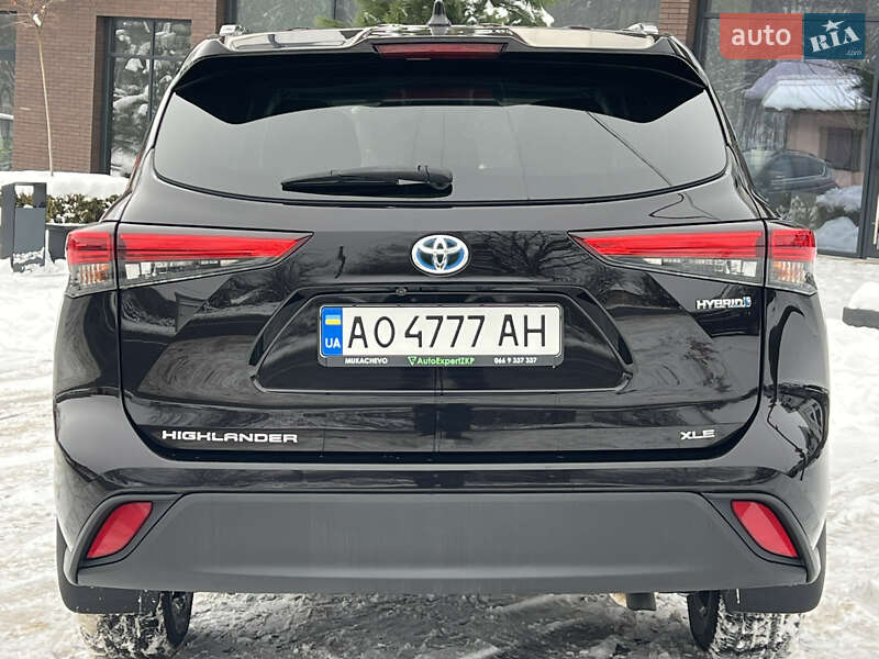 Внедорожник / Кроссовер Toyota Highlander 2020 в Ужгороде