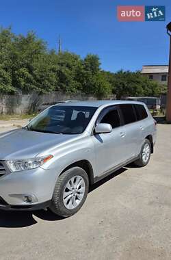 Позашляховик / Кросовер Toyota Highlander 2011 в Тернополі