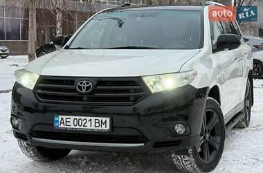 Внедорожник / Кроссовер Toyota Highlander 2011 в Днепре