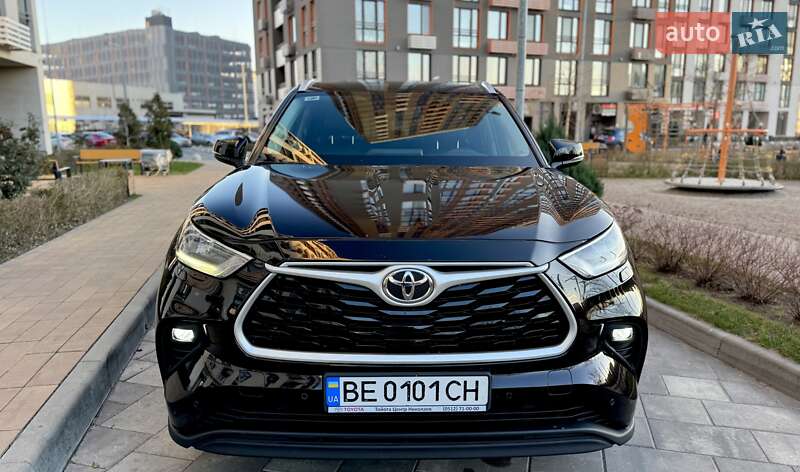Внедорожник / Кроссовер Toyota Highlander 2020 в Тернополе