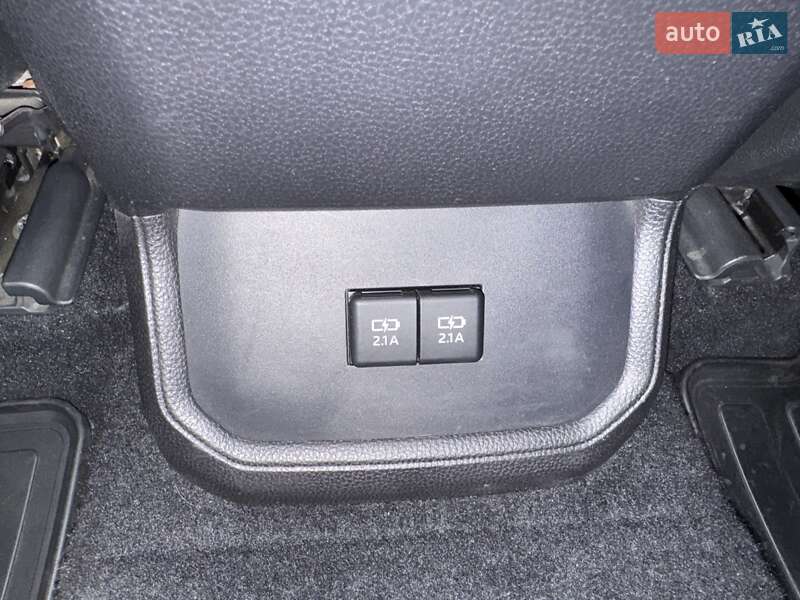 Внедорожник / Кроссовер Toyota Highlander 2020 в Тернополе