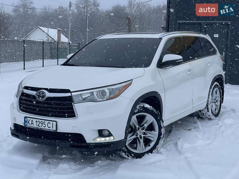 Внедорожник / Кроссовер Toyota Highlander 2015 в Днепре