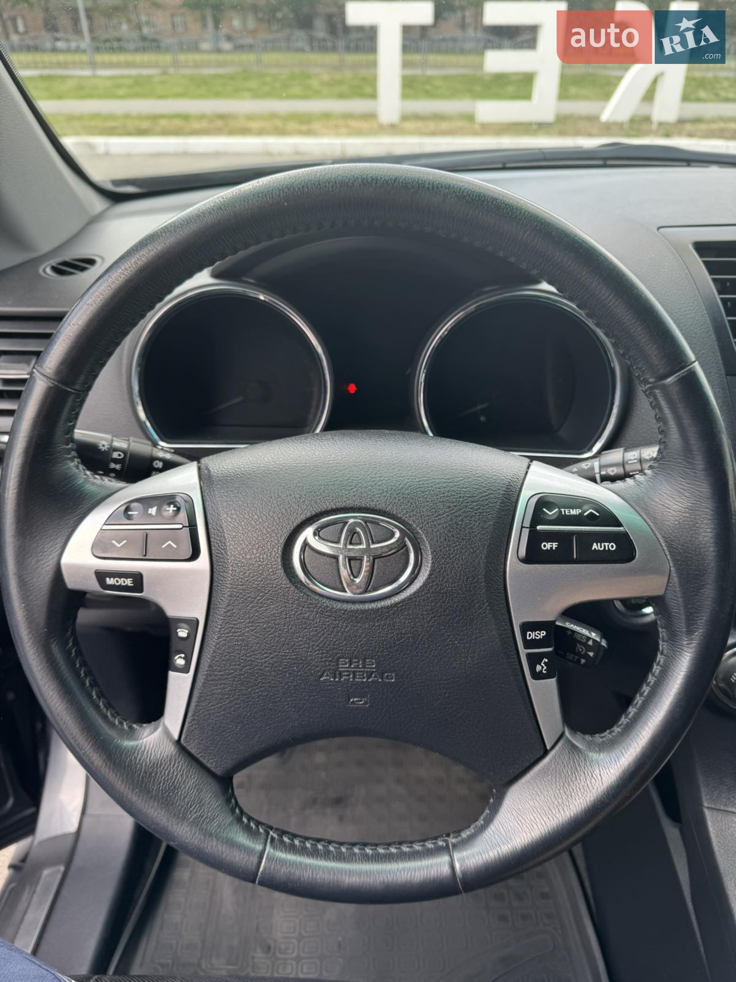 2011 Toyota Highlander - мініатюра 12
