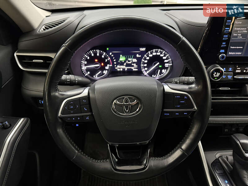 Внедорожник / Кроссовер Toyota Highlander 2020 в Киеве