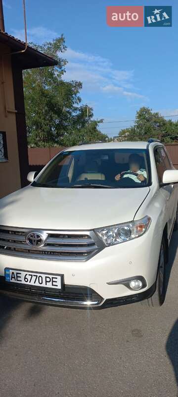 Toyota Highlander 2011 Toyota Highlander 2011