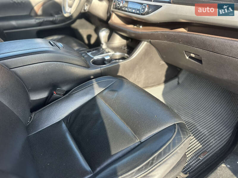 Внедорожник / Кроссовер Toyota Highlander 2014 в Киеве фото 17 Внедорожник / Кроссовер Toyota Highlander 2014 в Киеве