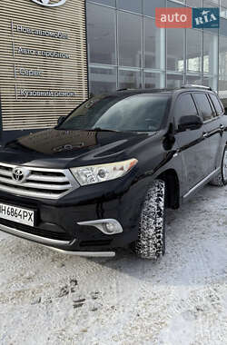 Внедорожник / Кроссовер Toyota Highlander 2013 в Одессе