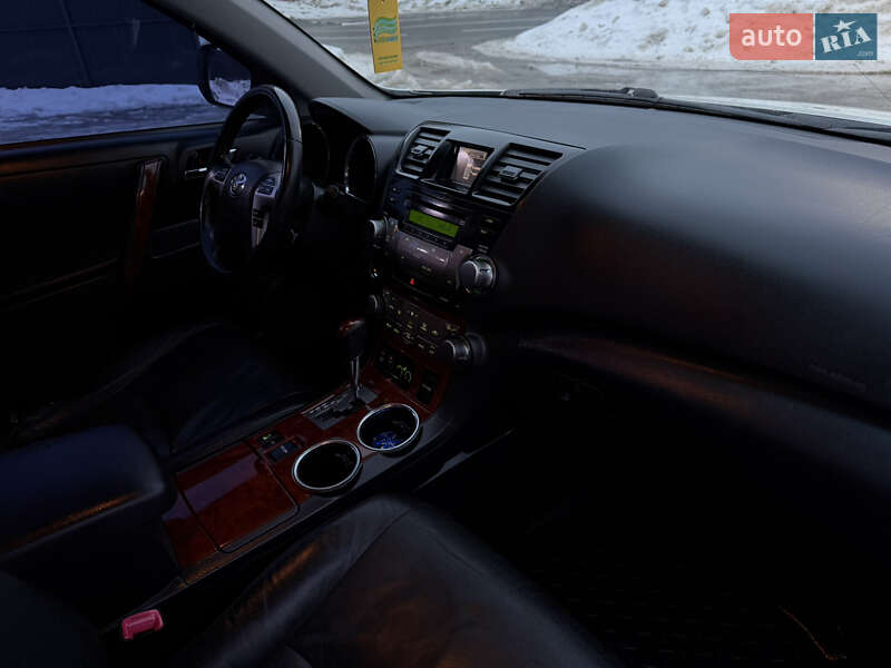 Внедорожник / Кроссовер Toyota Highlander 2011 в Тернополе фото 40 Внедорожник / Кроссовер Toyota Highlander 2011 в Тернополе