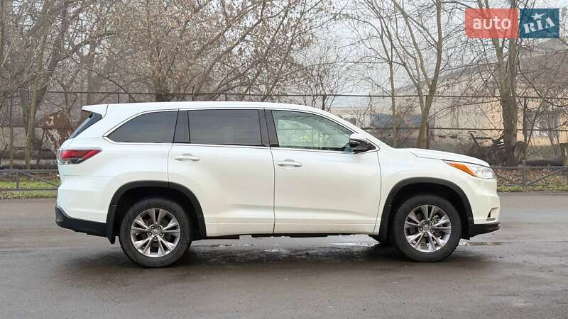 Внедорожник / Кроссовер Toyota Highlander 2014 в Одессе