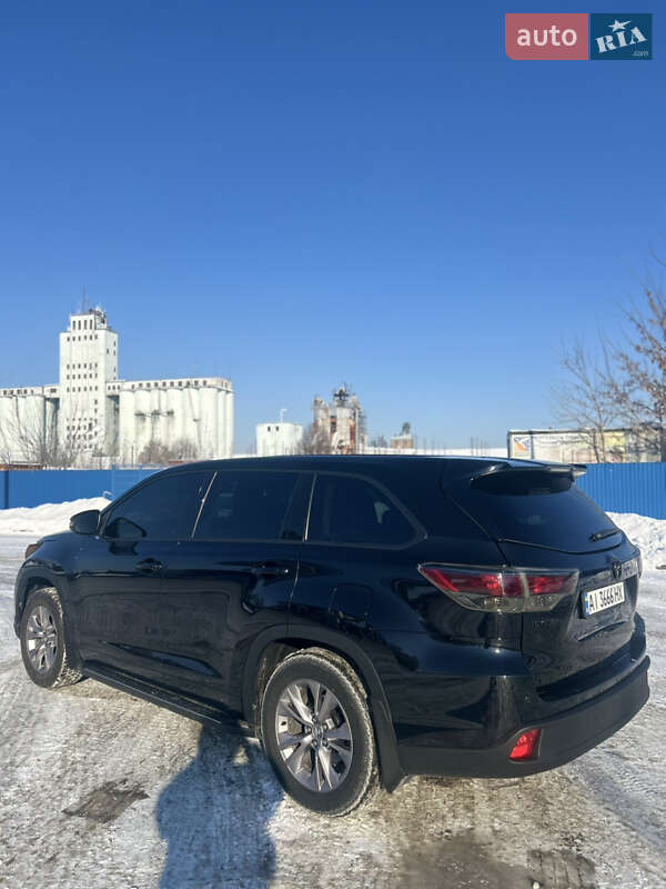 Внедорожник / Кроссовер Toyota Highlander 2015 в Белой Церкви