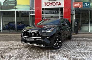 Позашляховик / Кросовер Toyota Highlander 2021 в Кривому Розі