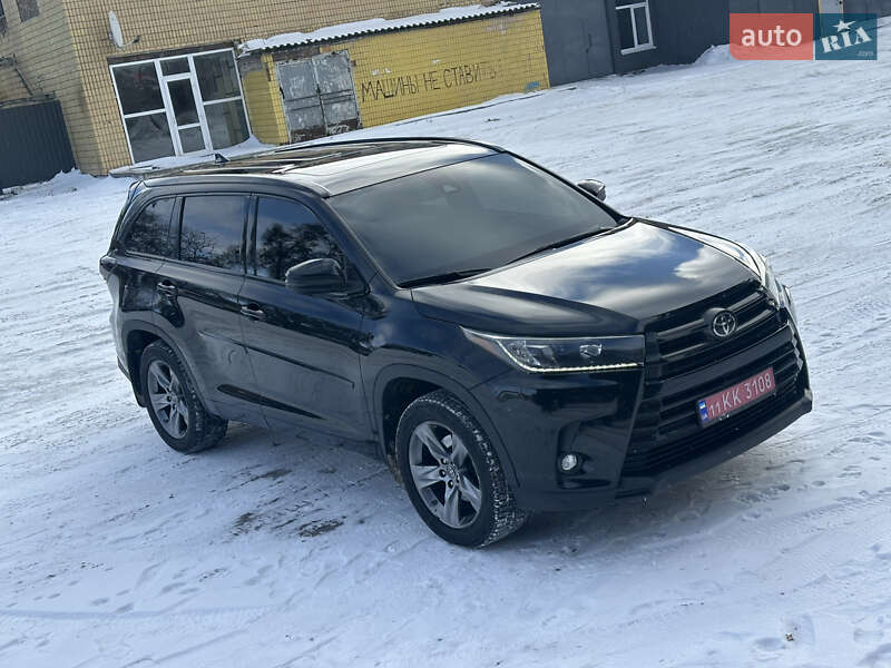 Внедорожник / Кроссовер Toyota Highlander 2019 в Харькове
