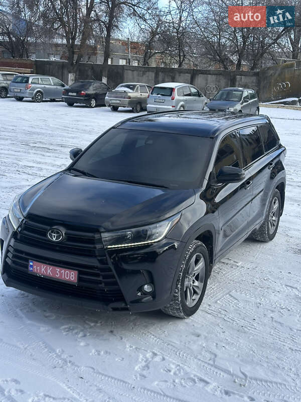Внедорожник / Кроссовер Toyota Highlander 2019 в Харькове