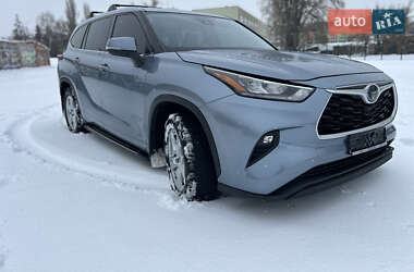 Внедорожник / Кроссовер Toyota Highlander 2020 в Сумах