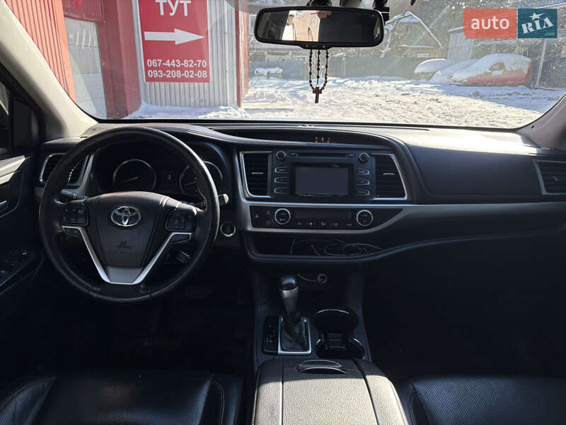 Внедорожник / Кроссовер Toyota Highlander 2014 в Киеве фото 10 Внедорожник / Кроссовер Toyota Highlander 2014 в Киеве