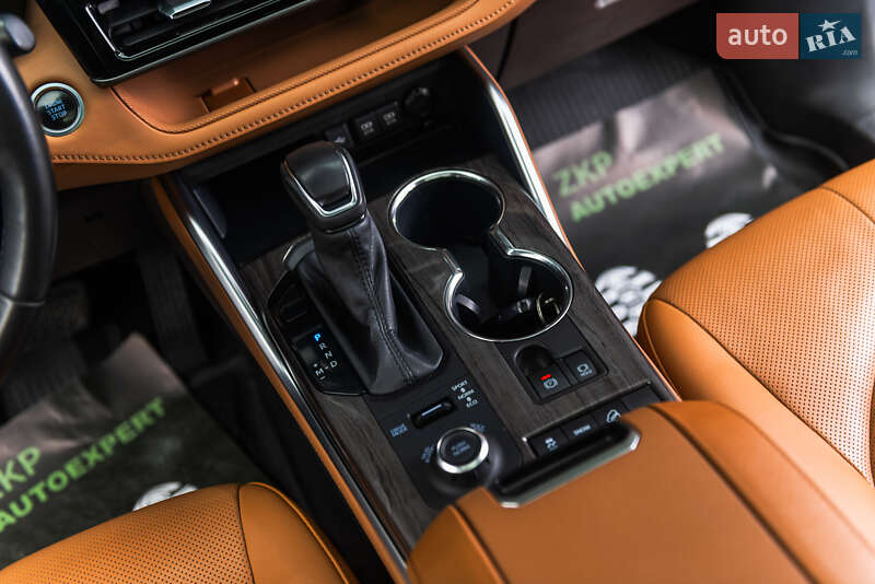 Внедорожник / Кроссовер Toyota Highlander 2021 в Мукачево