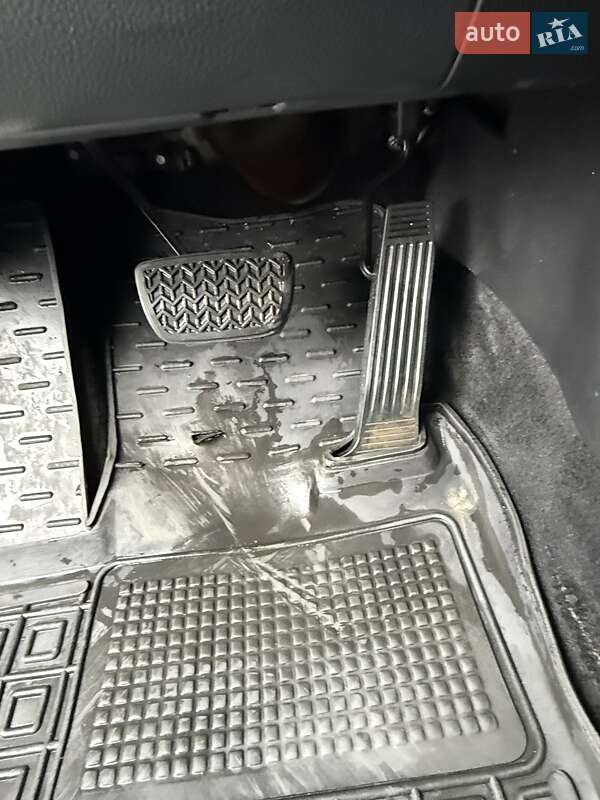 Внедорожник / Кроссовер Toyota Highlander 2020 в Киеве