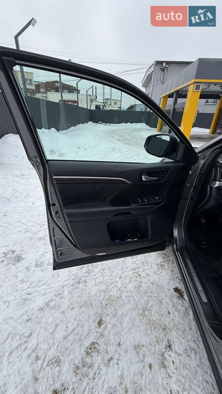 Позашляховик / Кросовер Toyota Highlander 2014 в Харкові фото 15 Позашляховик / Кросовер Toyota Highlander 2014 в Харкові