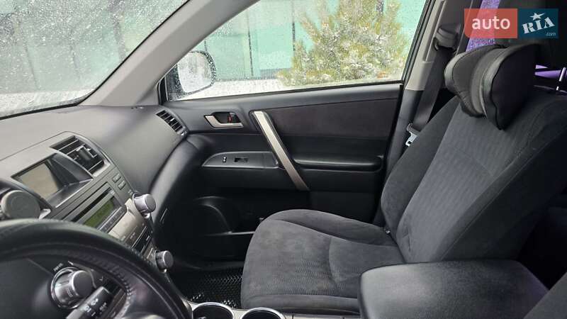 Позашляховик / Кросовер Toyota Highlander 2011 в Хмельницькому
