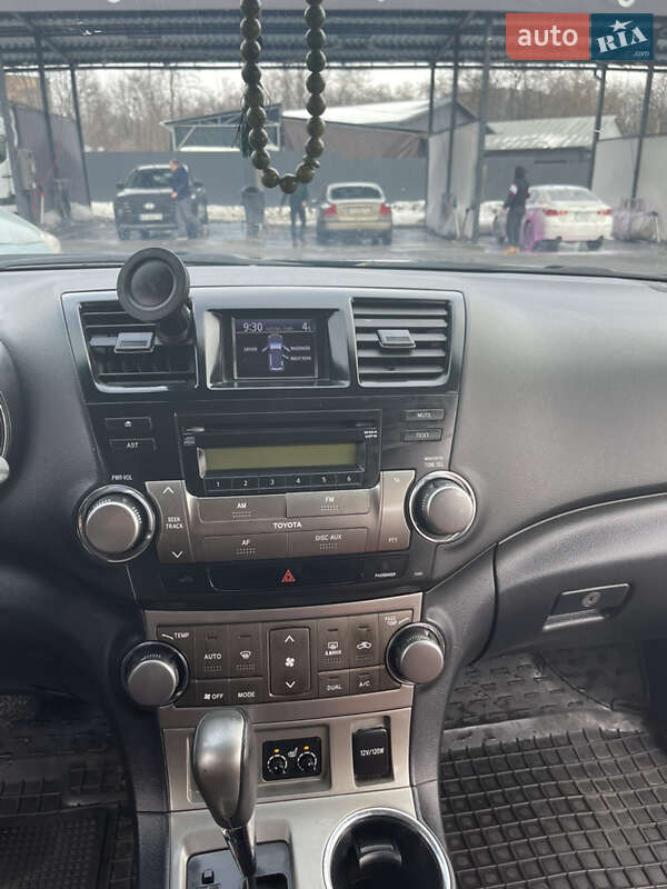 Внедорожник / Кроссовер Toyota Highlander 2011 в Киеве фото 24 Внедорожник / Кроссовер Toyota Highlander 2011 в Киеве